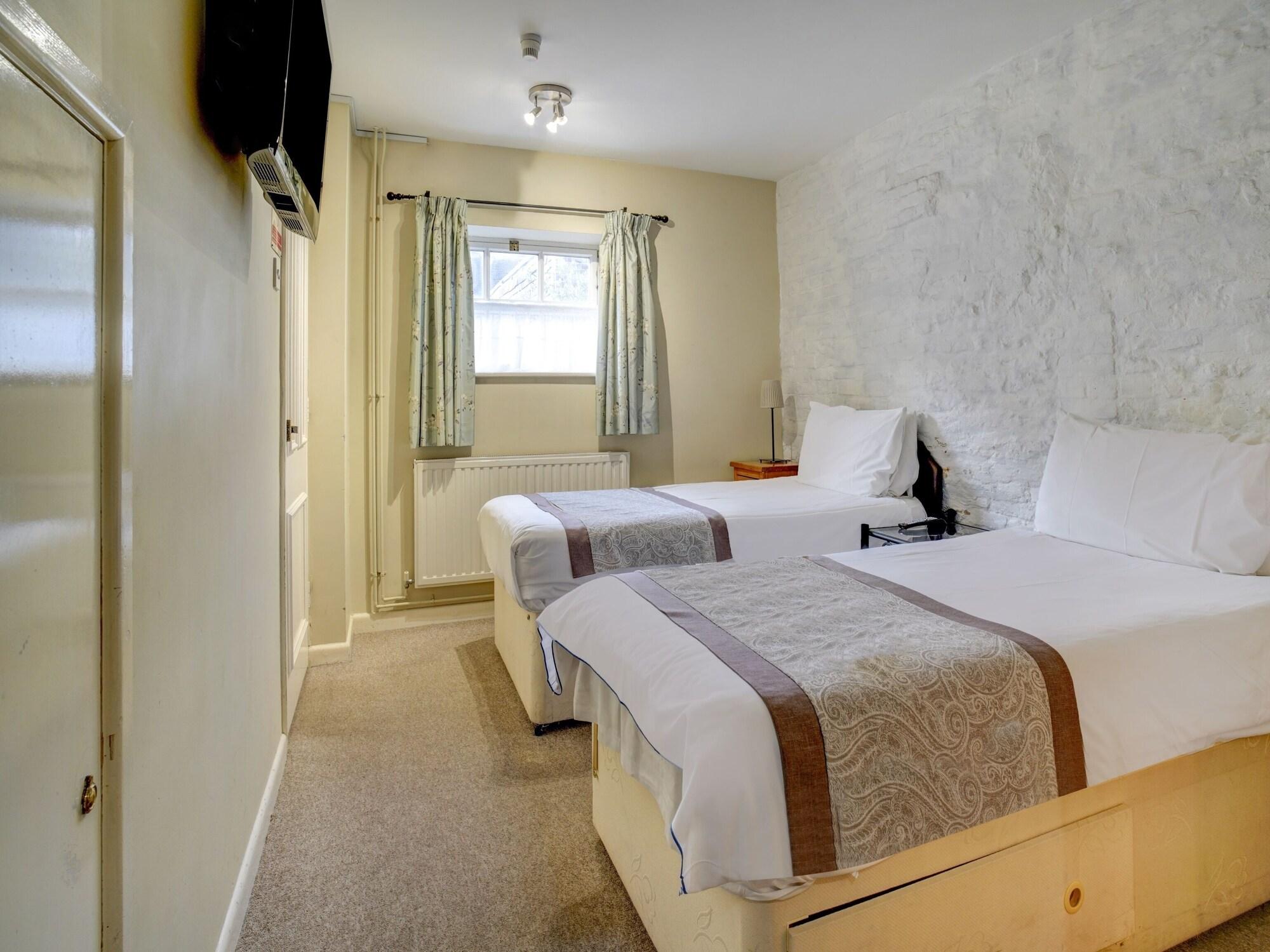 George & Dragon Inn Chichester Extérieur photo